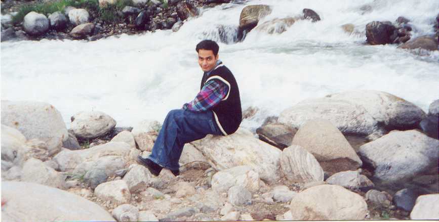 paki17.jpg (39229 bytes)