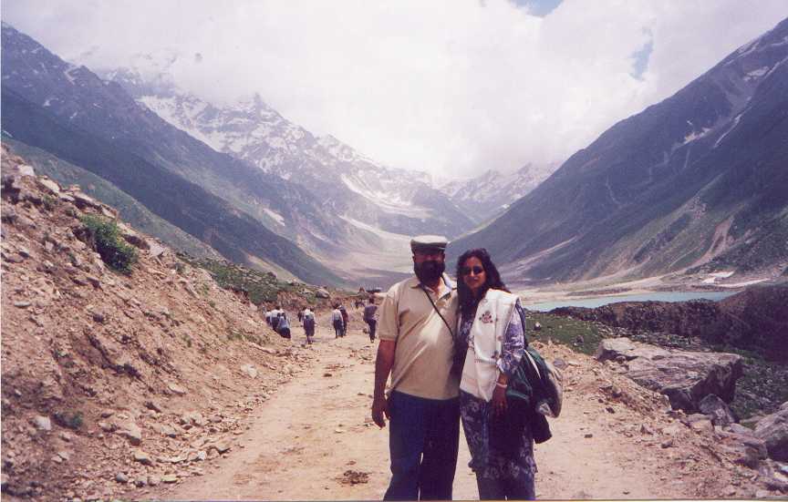paki23.jpg (56889 bytes)