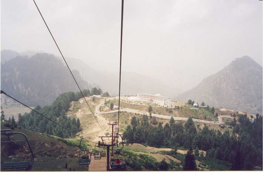 paki31.jpg (39850 bytes)