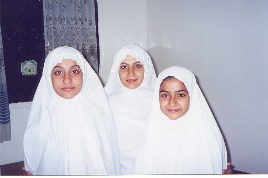 paki36.jpg (28314 bytes)